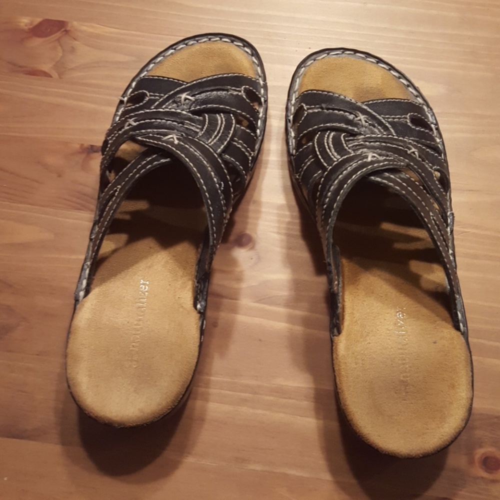 Naturalizer Black Slip-ons 7